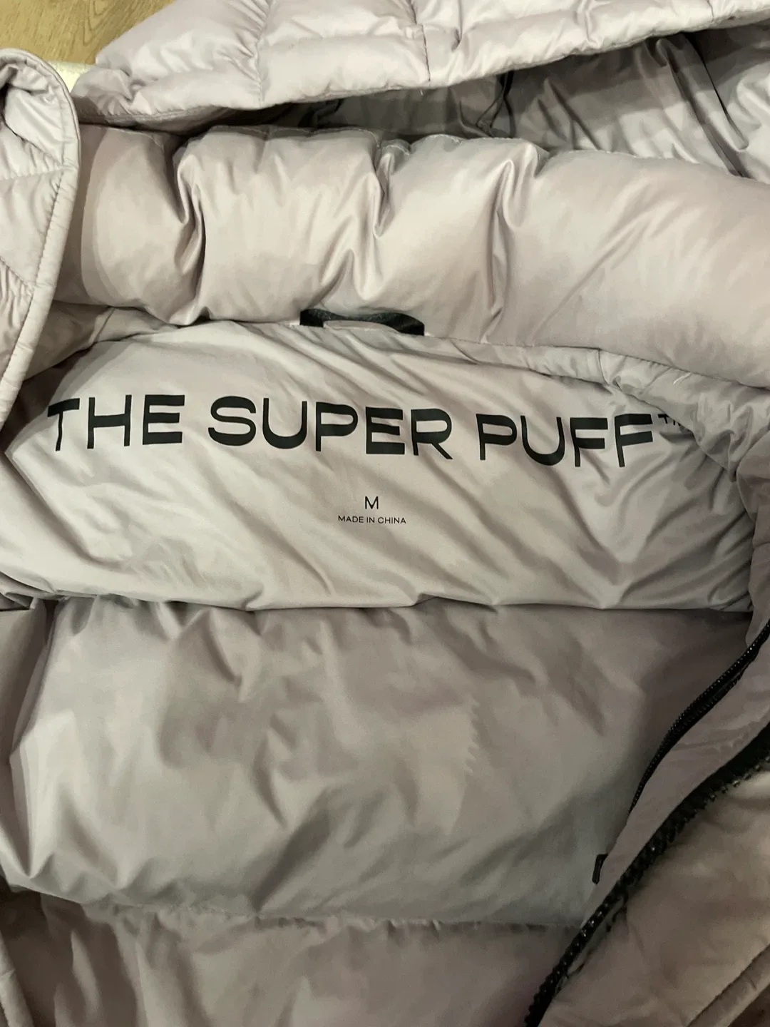 Aritzia The Super Puff™ Goose-Down Puffer Jacket - Size M image indicator(2)