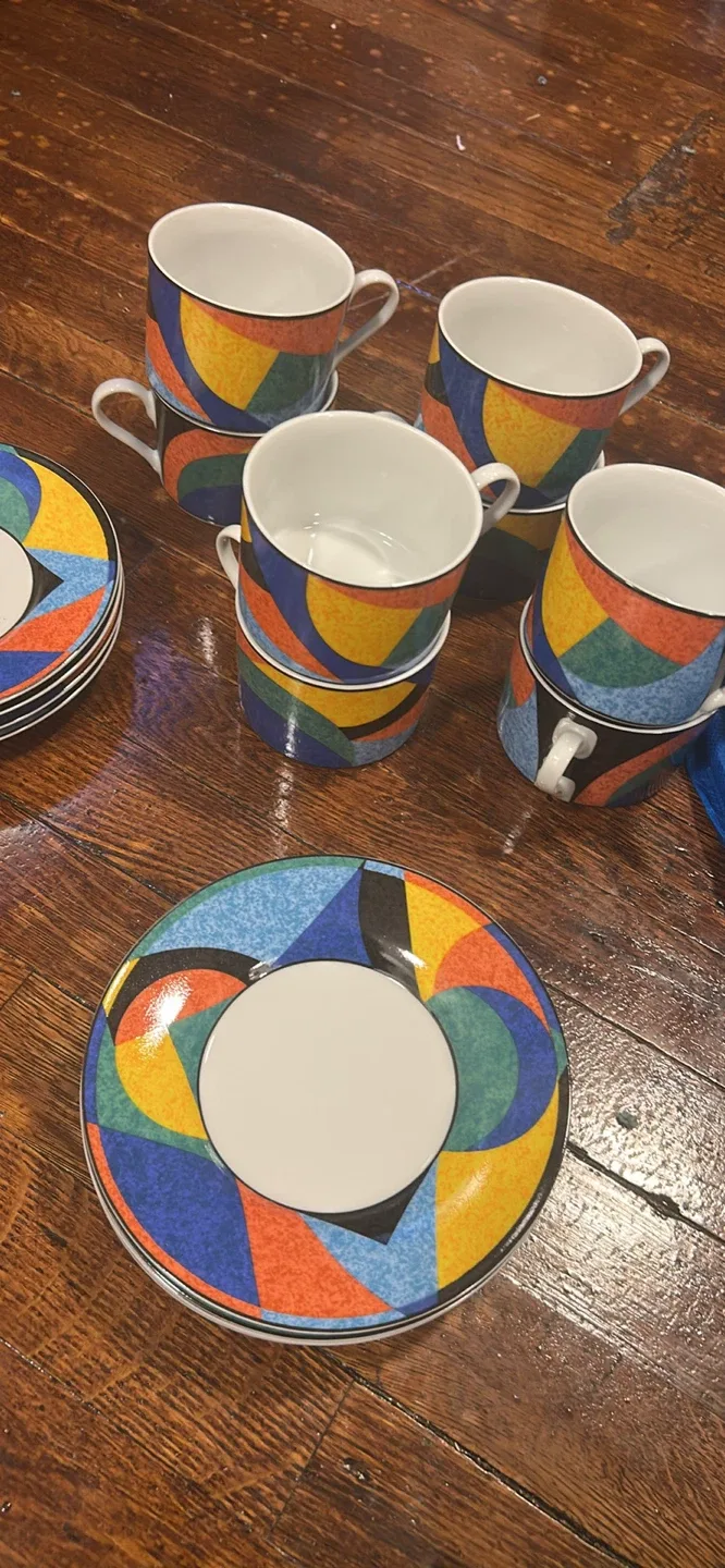 Colorful Coffee Cups & Saucers Set 8 image indicator(4)