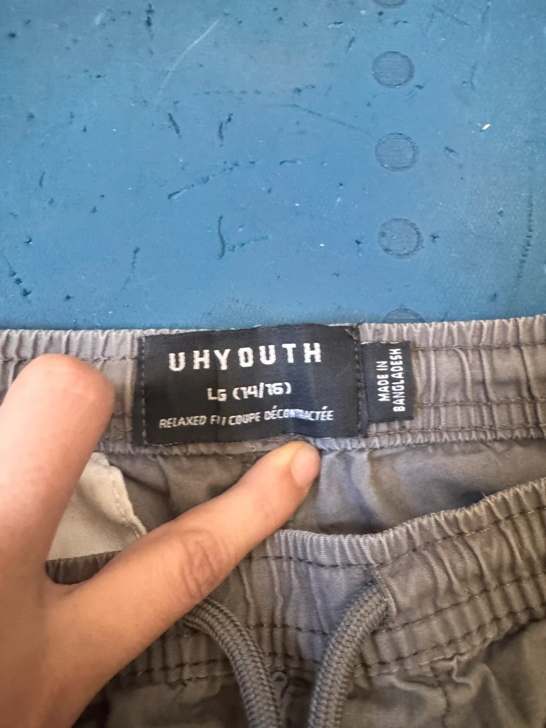 Youth Girl’s Gray Cargo Pants image indicator(2)
