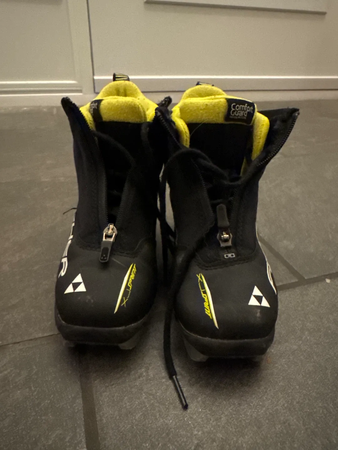 Fischer XJ Sprint Cross Country Ski Boots image indicator(2)