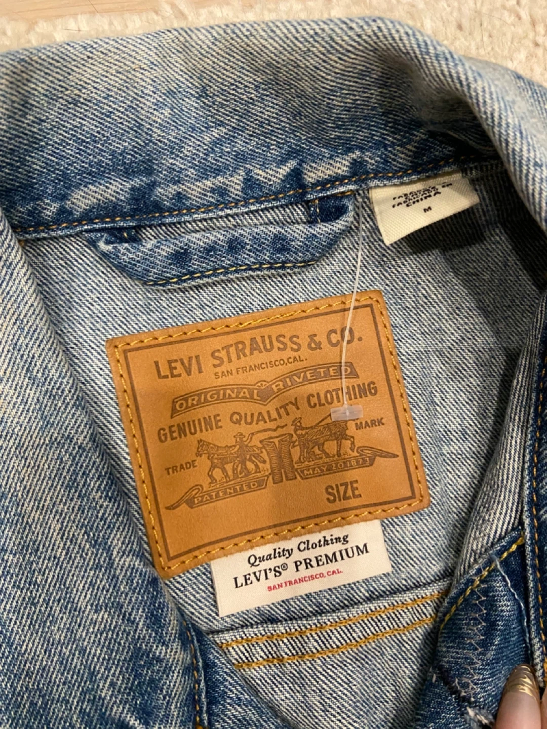 Levi's Premium Denim Jacket, Size M - photo 3