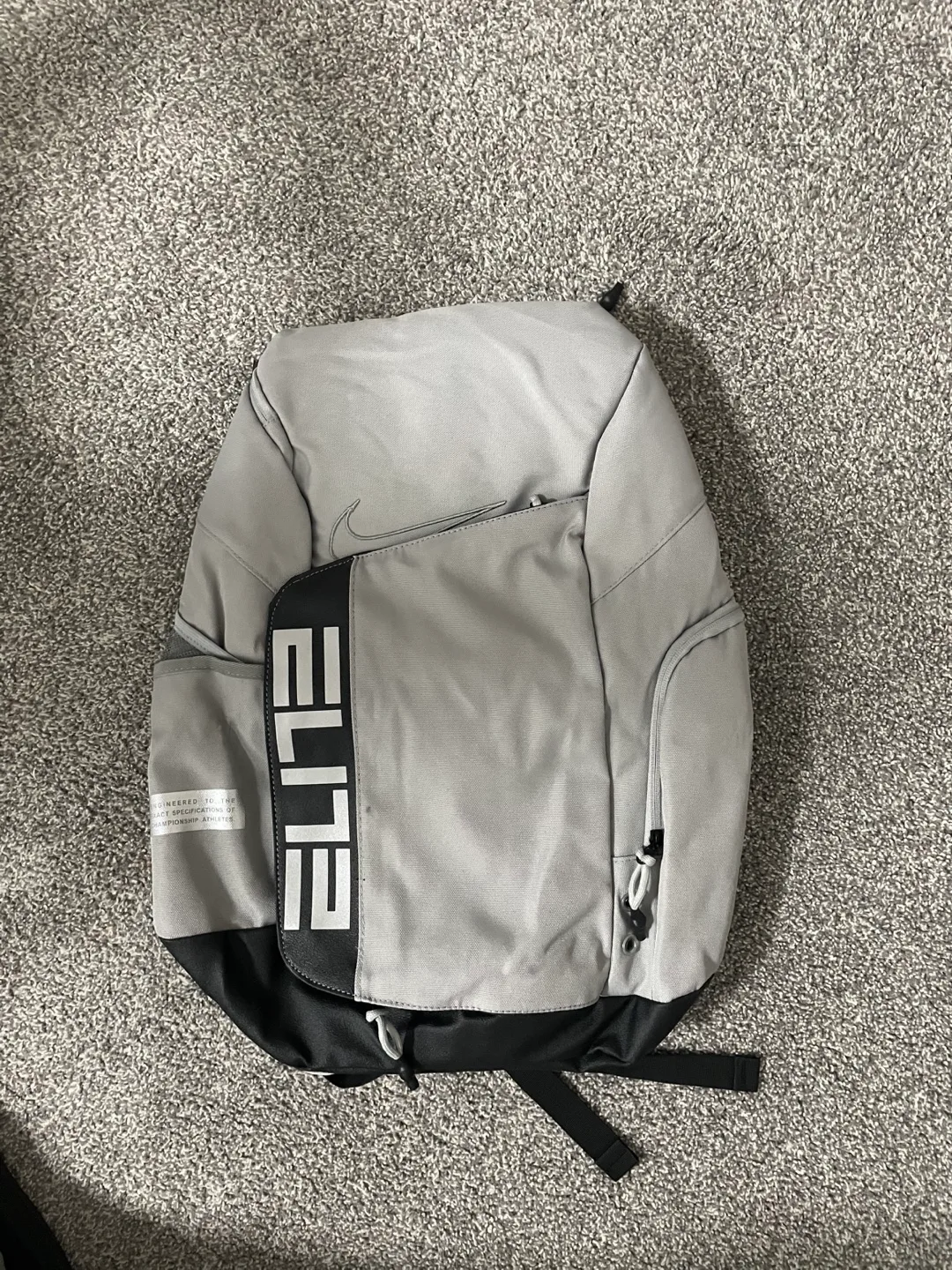 Nike Elite Backpack - Grey image indicator(2)