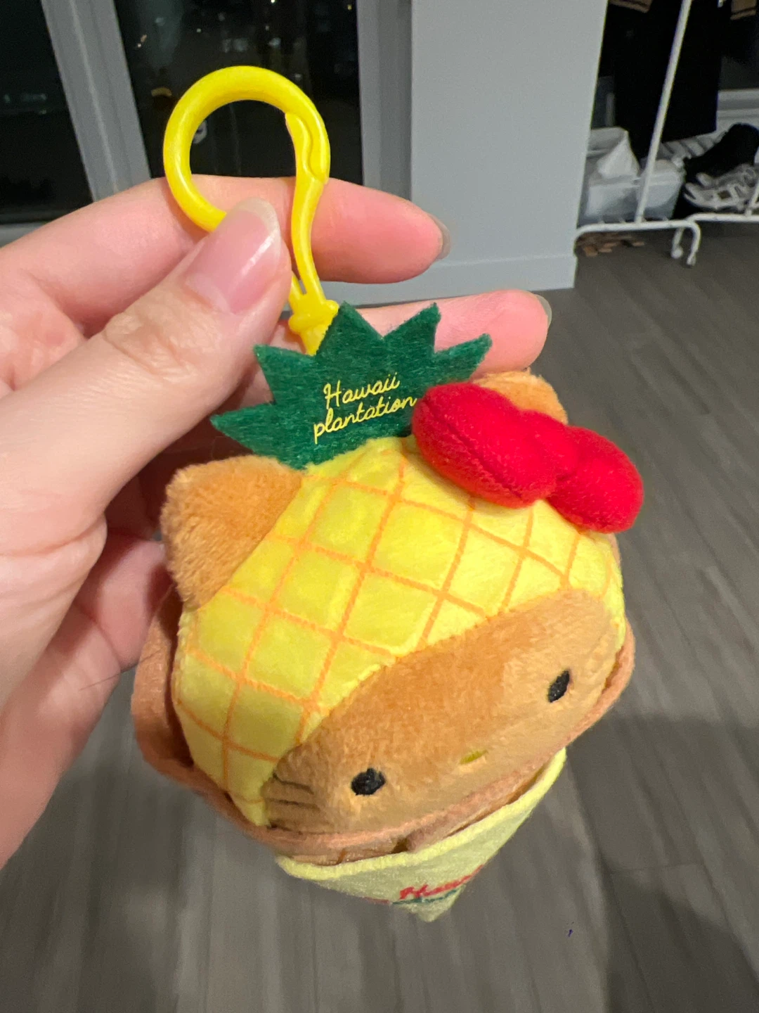 Hawaii Plantation Hello Kitty Plush Keychain - photo 2