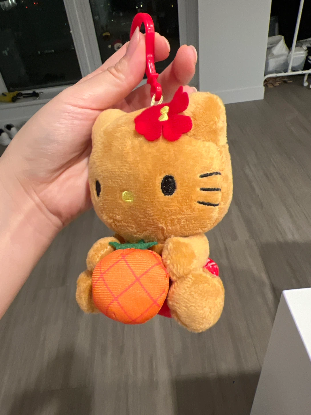 Hello Kitty Hawaii Plush Keychain - photo 2