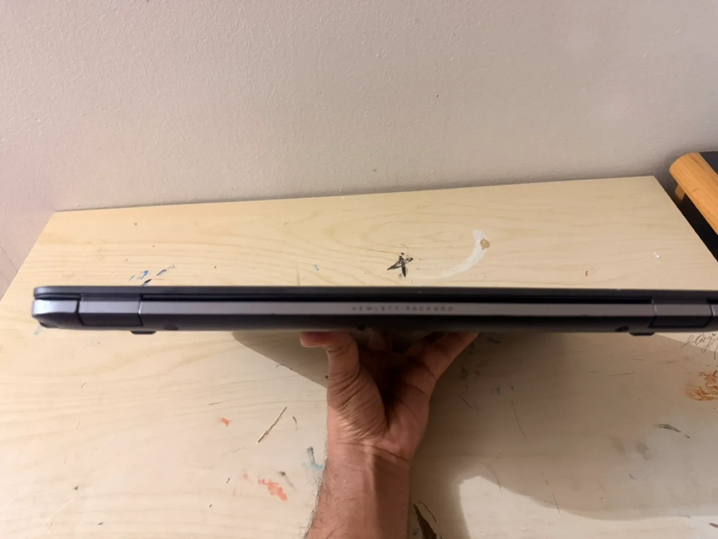 HP EliteBook 850 i5 16gb ram image indicator(7)