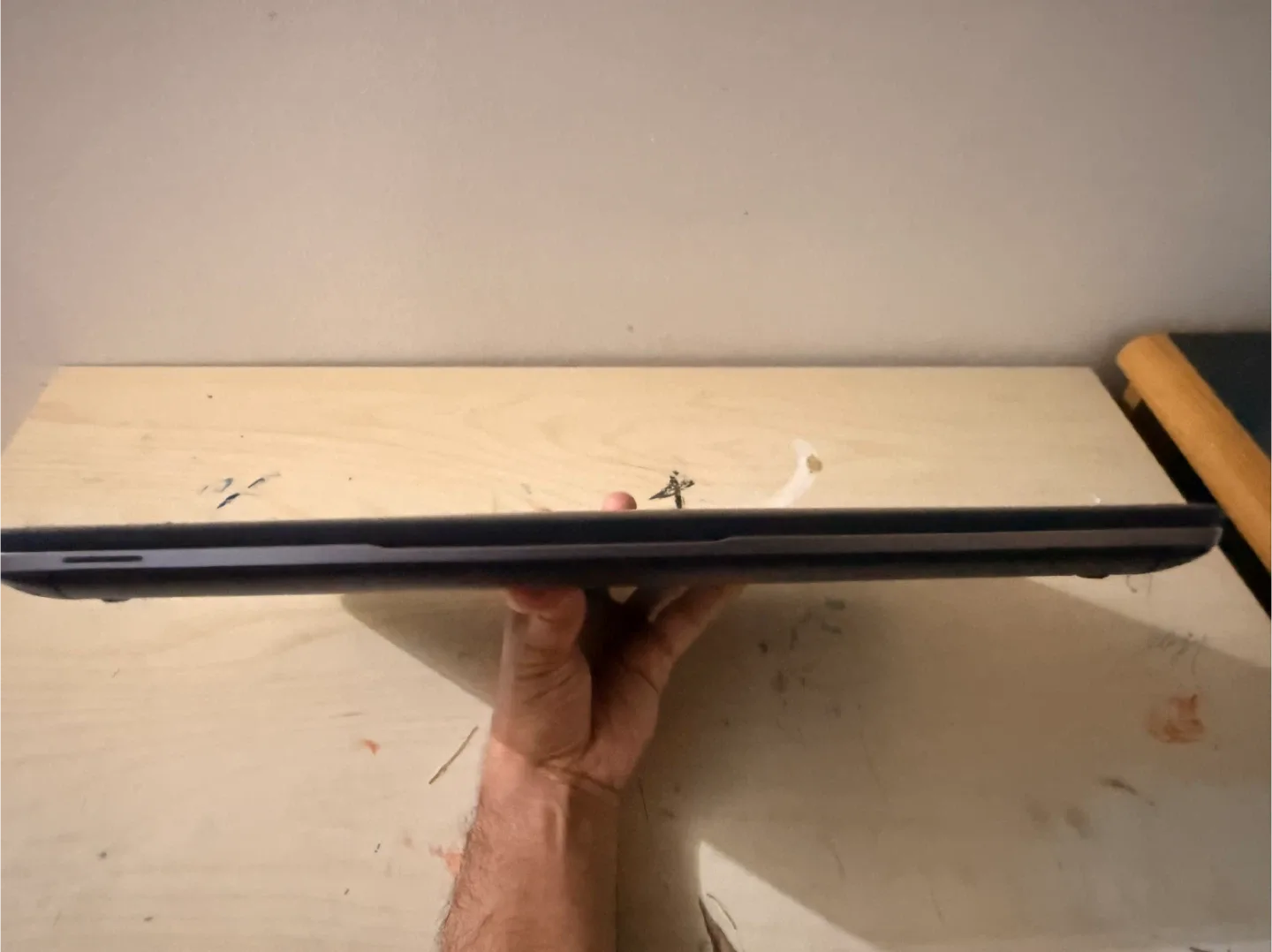 HP EliteBook 850 i5 16gb ram image indicator(8)