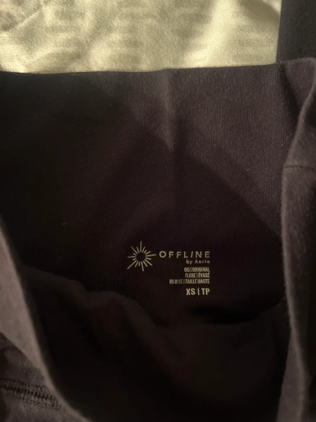 Aerie Offline OG Flare Hi-Rise Leggings XS image indicator(2)