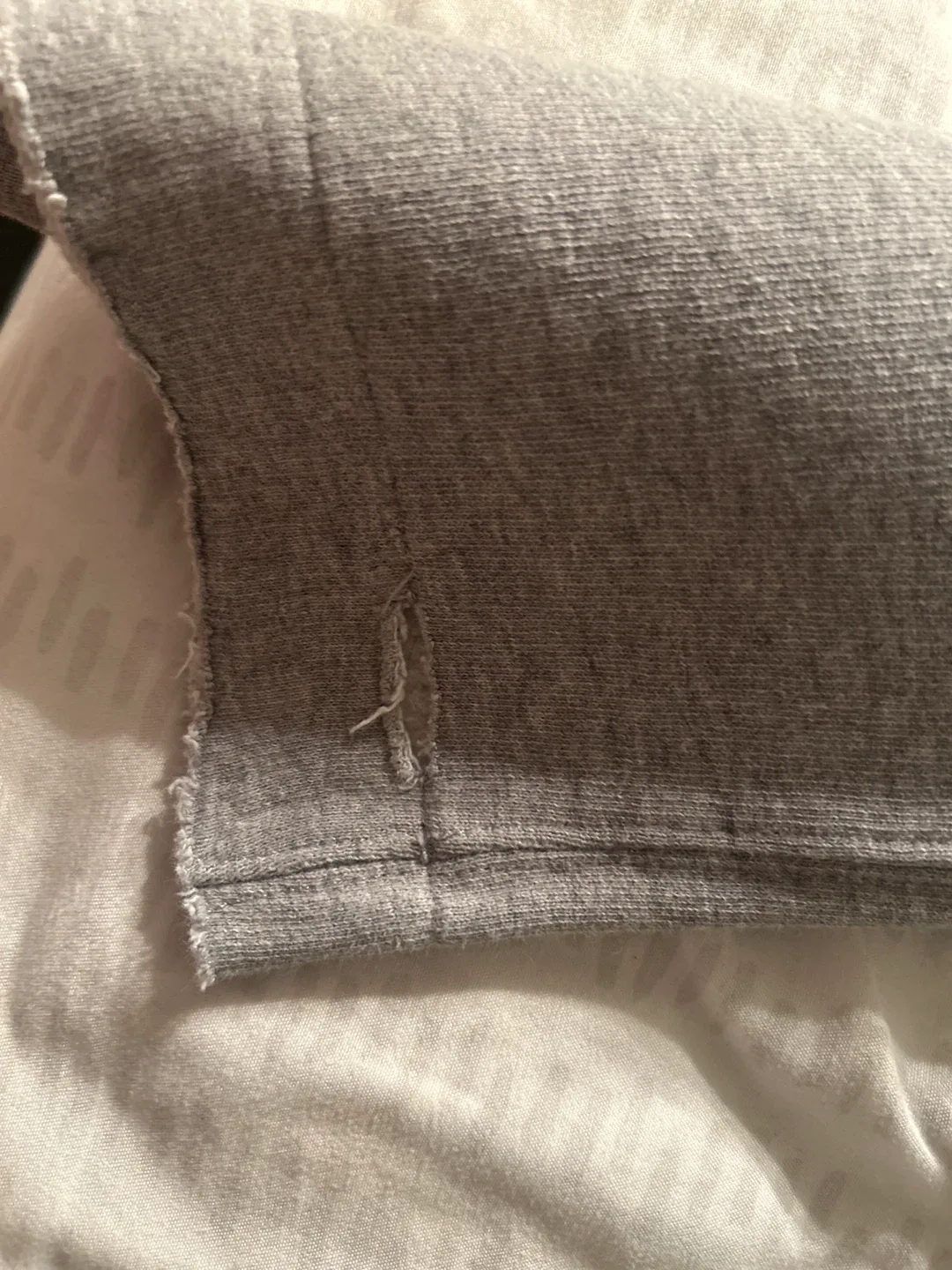 Polo Ralph Lauren Grey Sweatpants - Size L (14-16) image indicator(4)