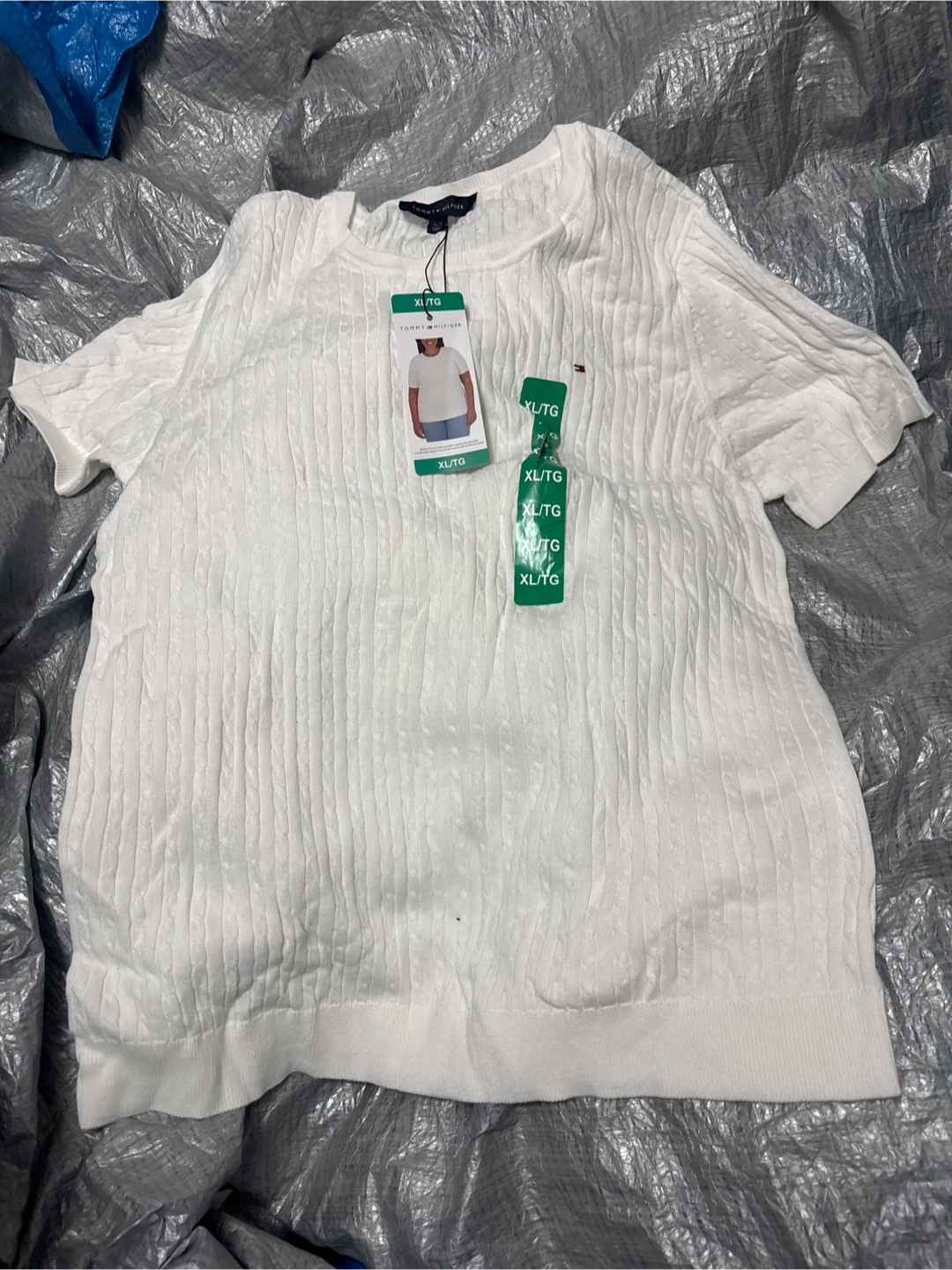New Tommy Hilfiger White Top - Size XL