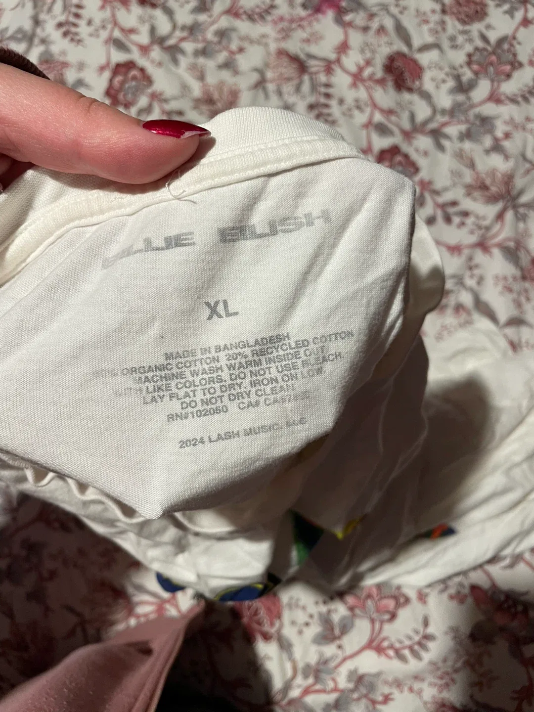 Billie Eilish Graphic Tee - Size XL image indicator(3)