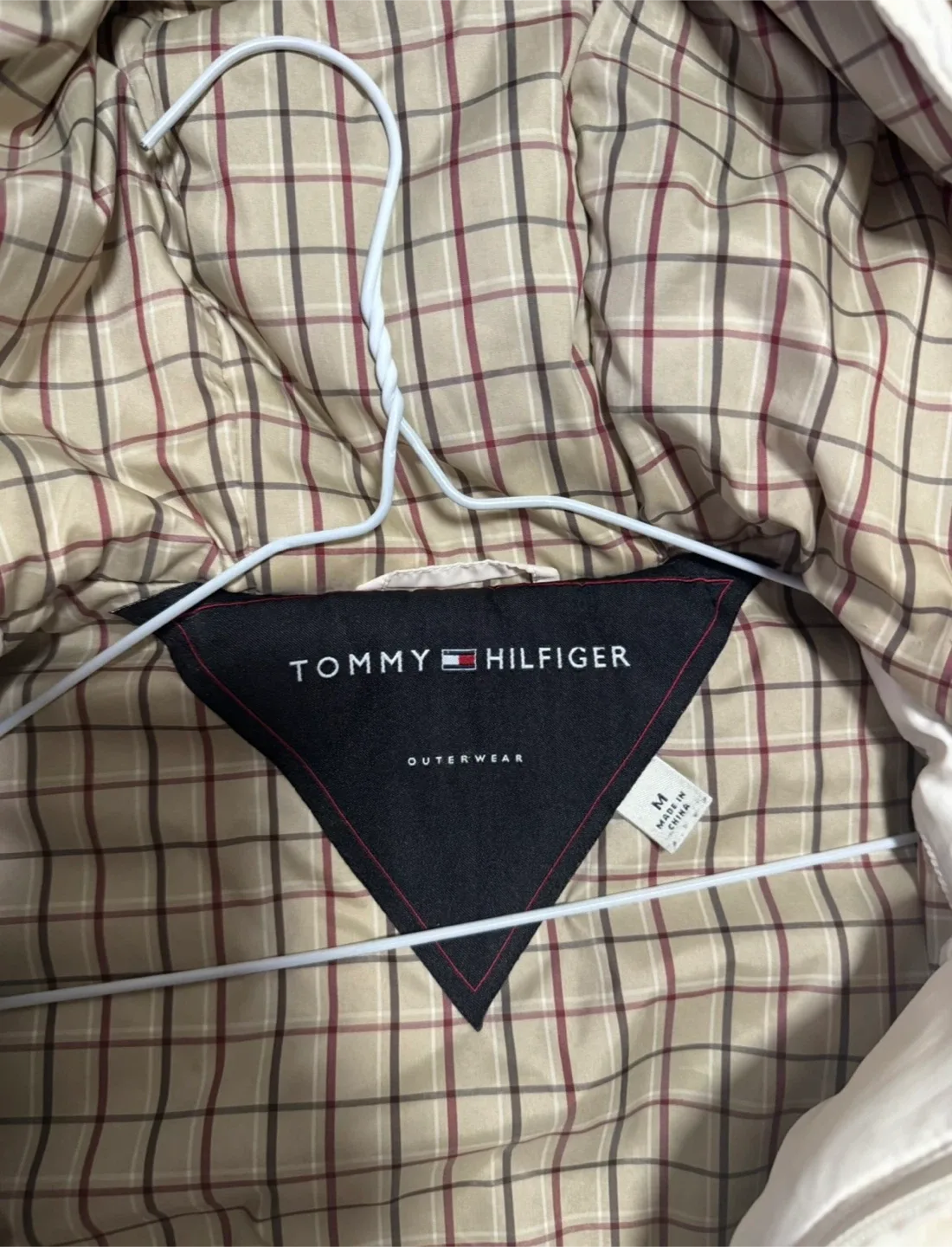 Tommy Hilfiger Outerwear White Puffer Coat - Size M image indicator(4)