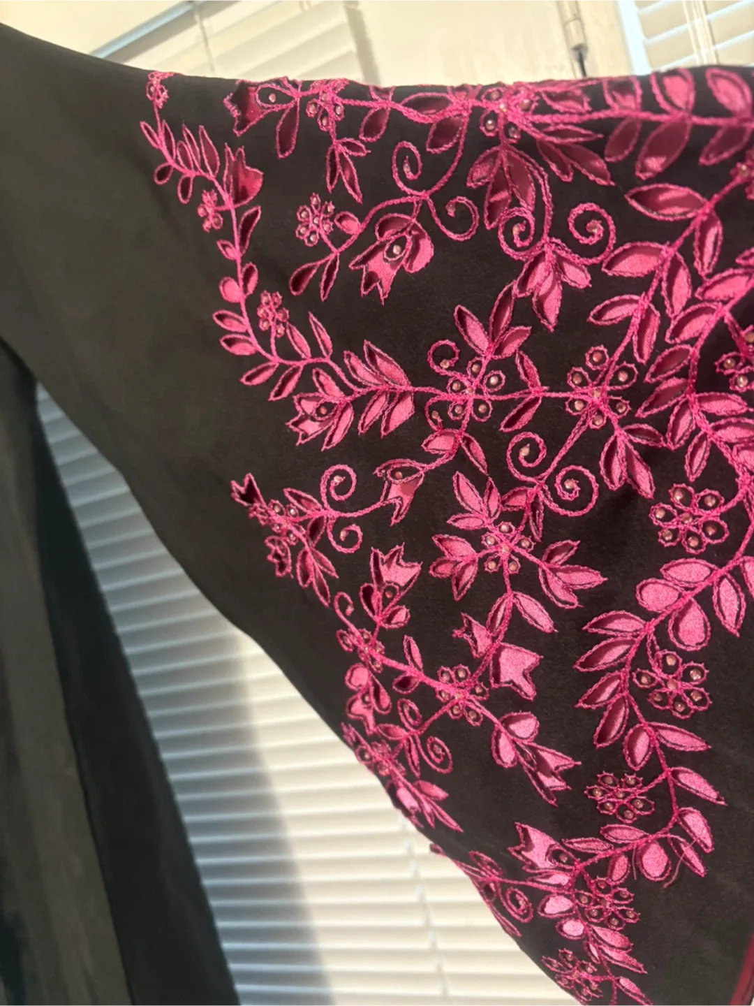 Long Sleeve Dresses image indicator(4)