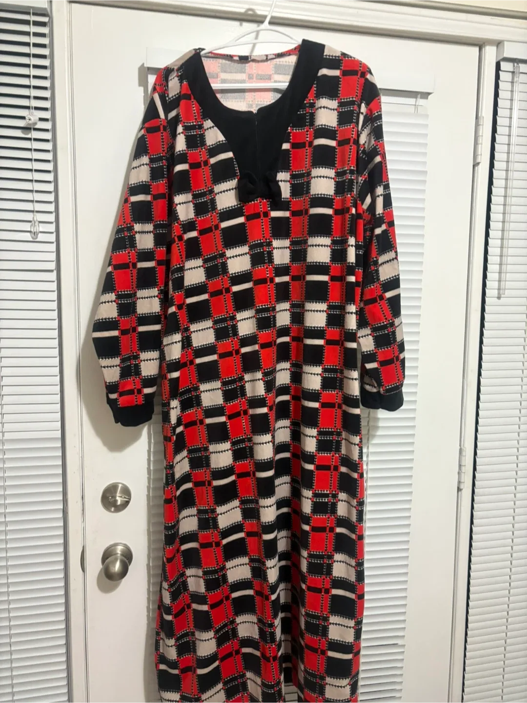 Long Sleeve Dresses image indicator(3)