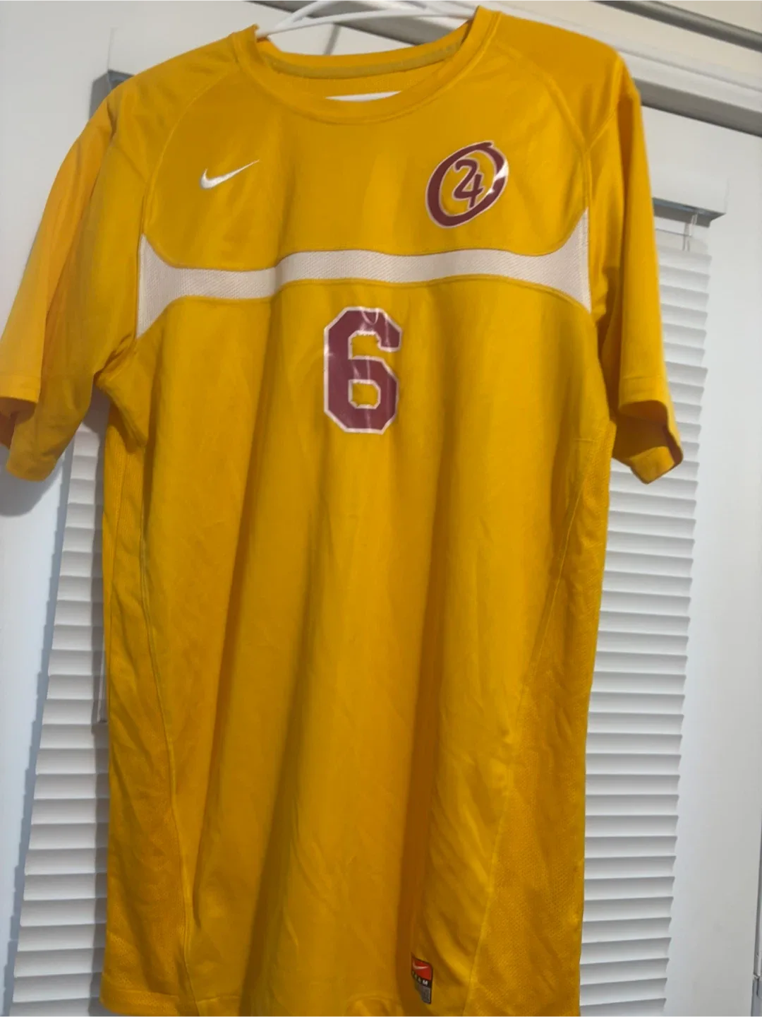 Gildan Performance T-Shirt - Size Large