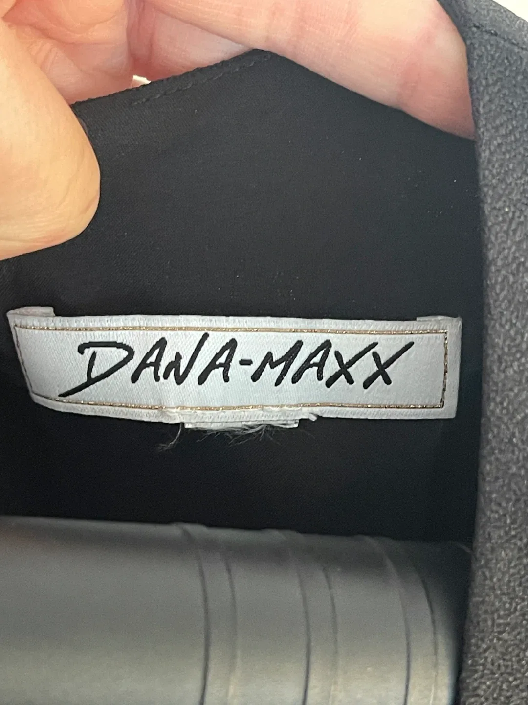 Dana-Maxx Black Ruffle Sleeve Bodycon Mini Dress size 4 image indicator(6)