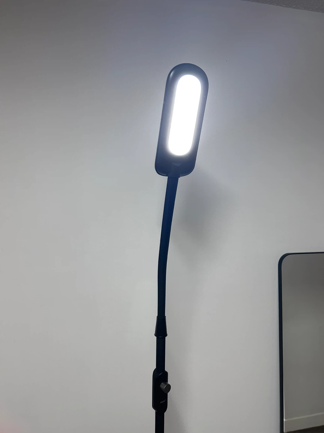 Aukey LED Floor Lamp - Black - photo 3