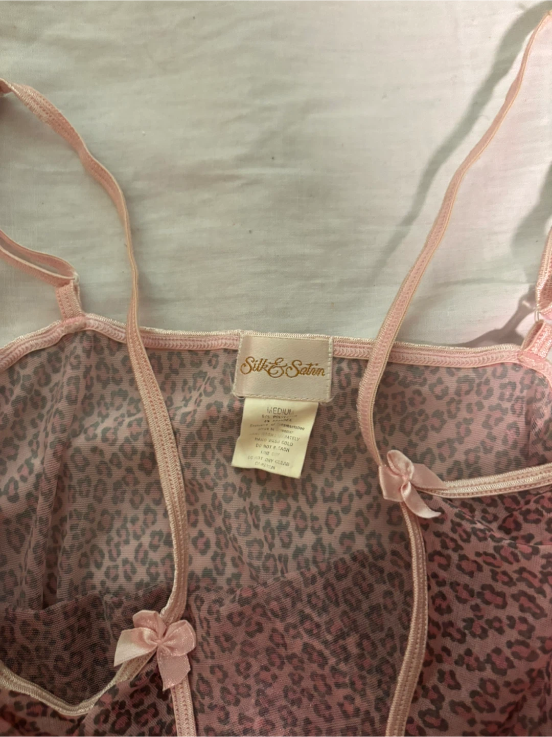Silk & Satin Pink Leopard Print nightie - Size Medium - photo 2