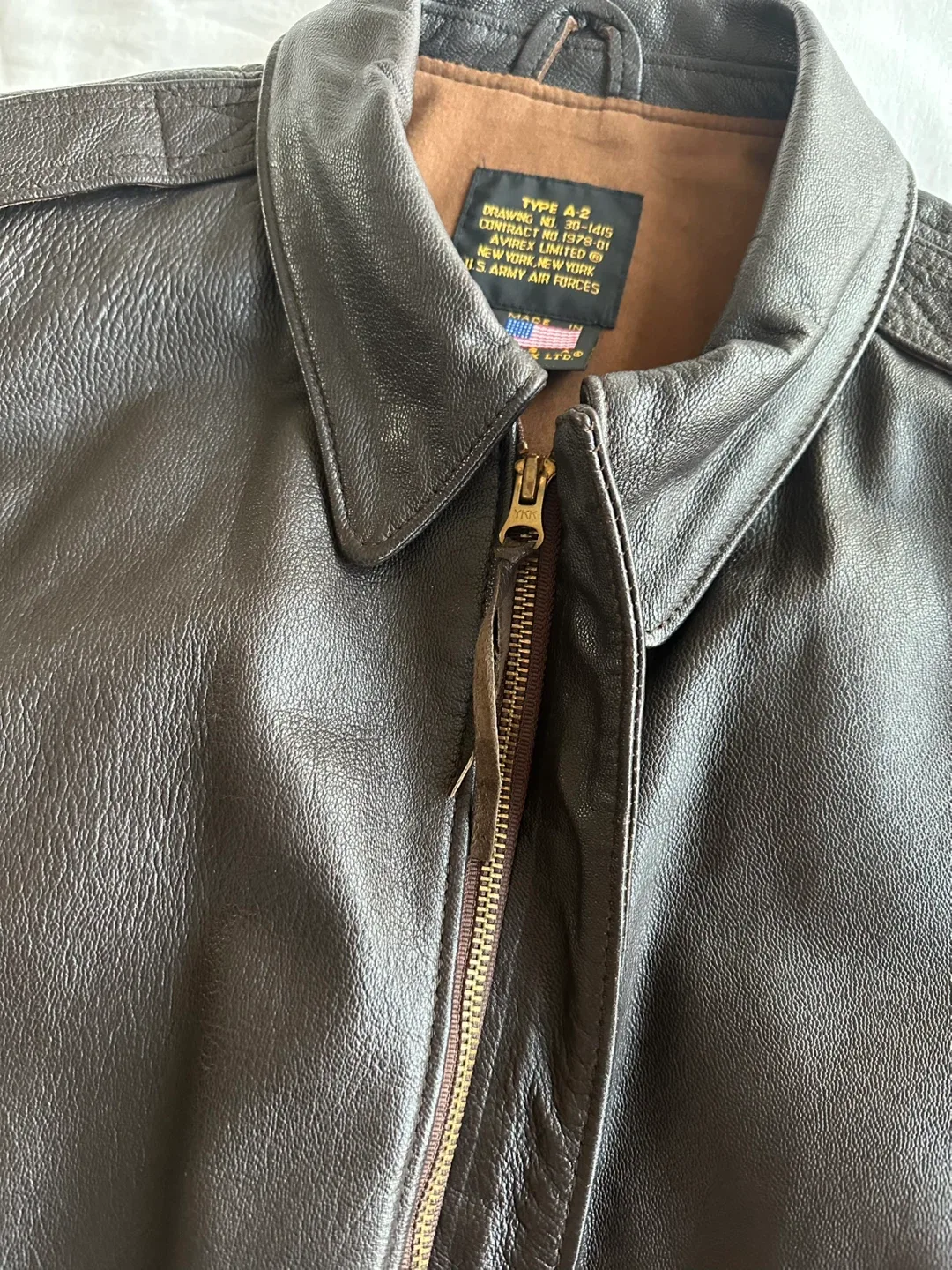 Avirex Type A-2 Leather Bomber Jacket Size 42 image indicator(3)