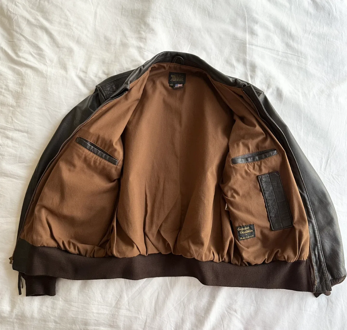 Avirex Type A-2 Leather Bomber Jacket Size 42 image indicator(7)