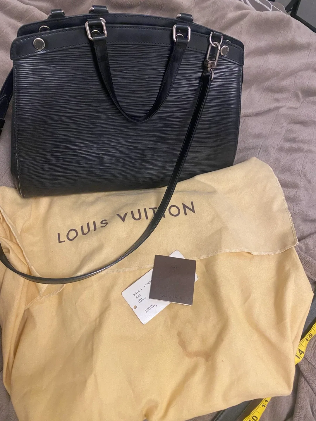 Louis Vuitton Epi Leather Black Passy GM