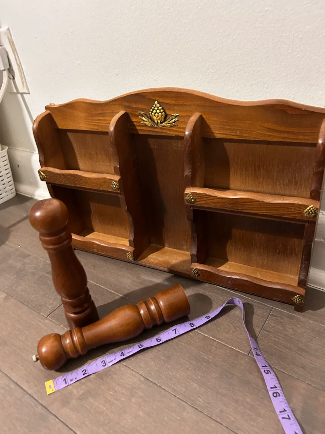 Vintage Wooden Spice Rack with Salt & Pepper Shakers image indicator(6)