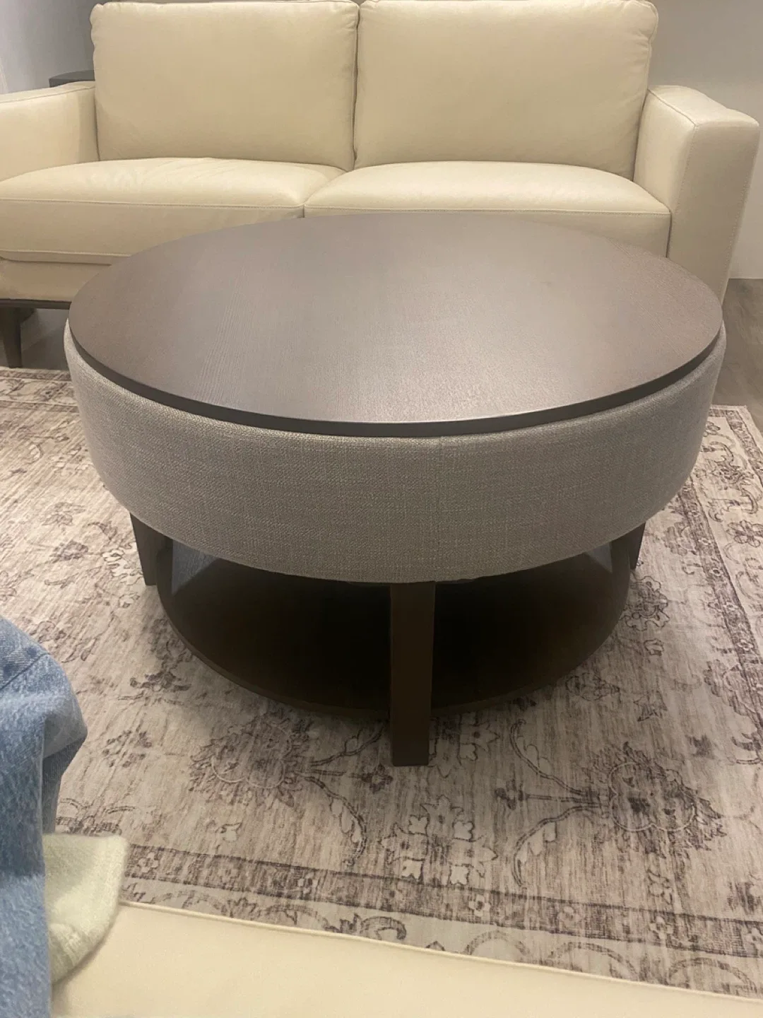 Round Lift Top Coffee Table With Storage&Shelf