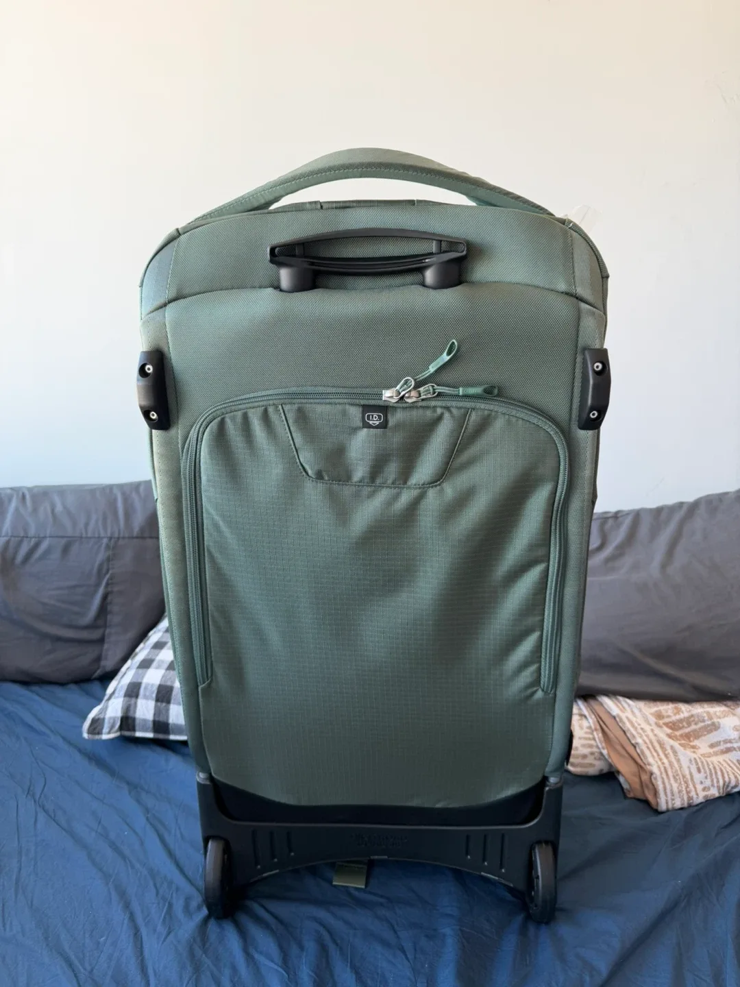 Osprey Sojourn Shuttle 100L Wheeled Duffel – Kosaret Green thumbnail