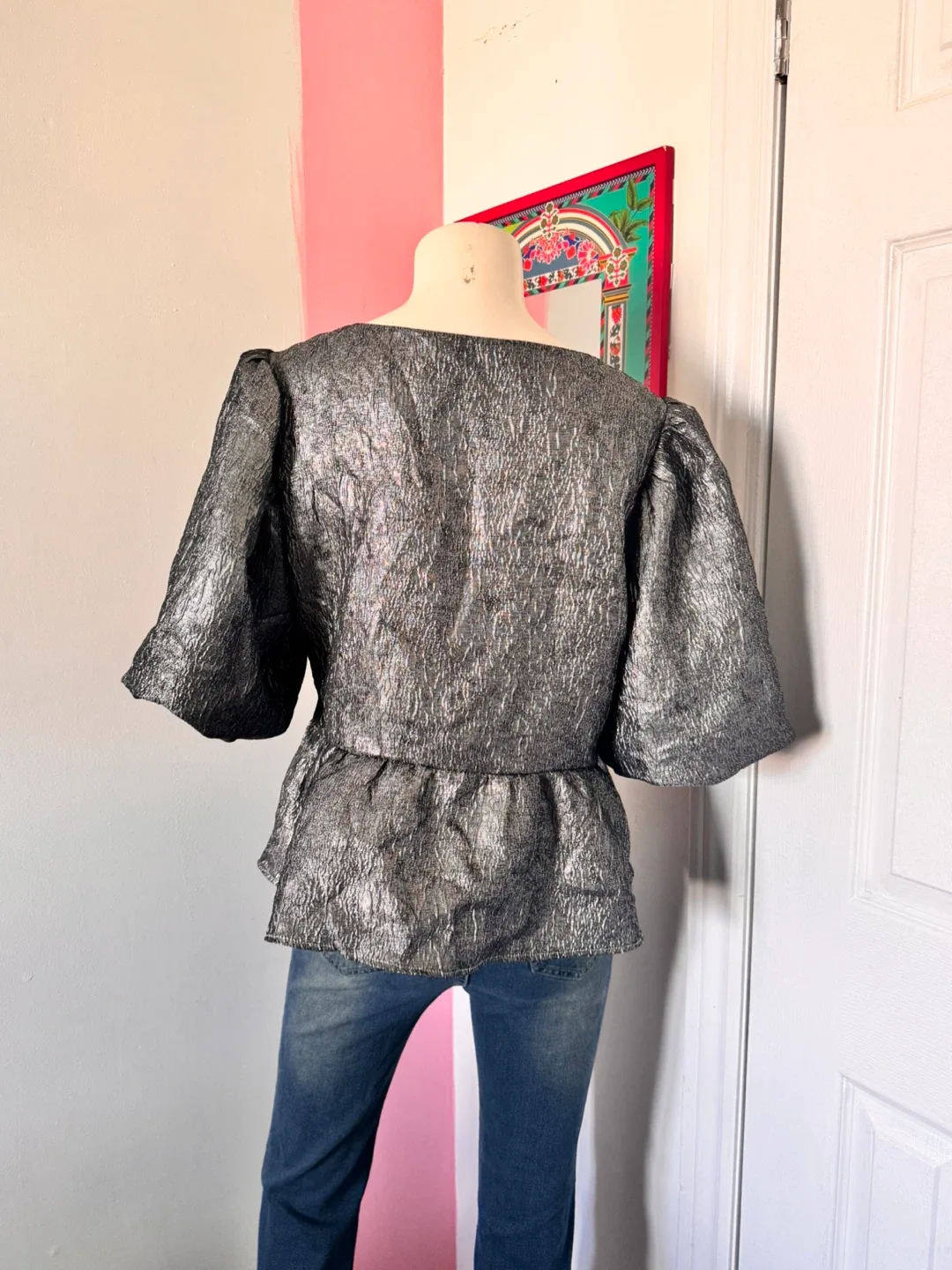 Grey Puffy Sleeve Tie-Up Blouse image indicator(4)