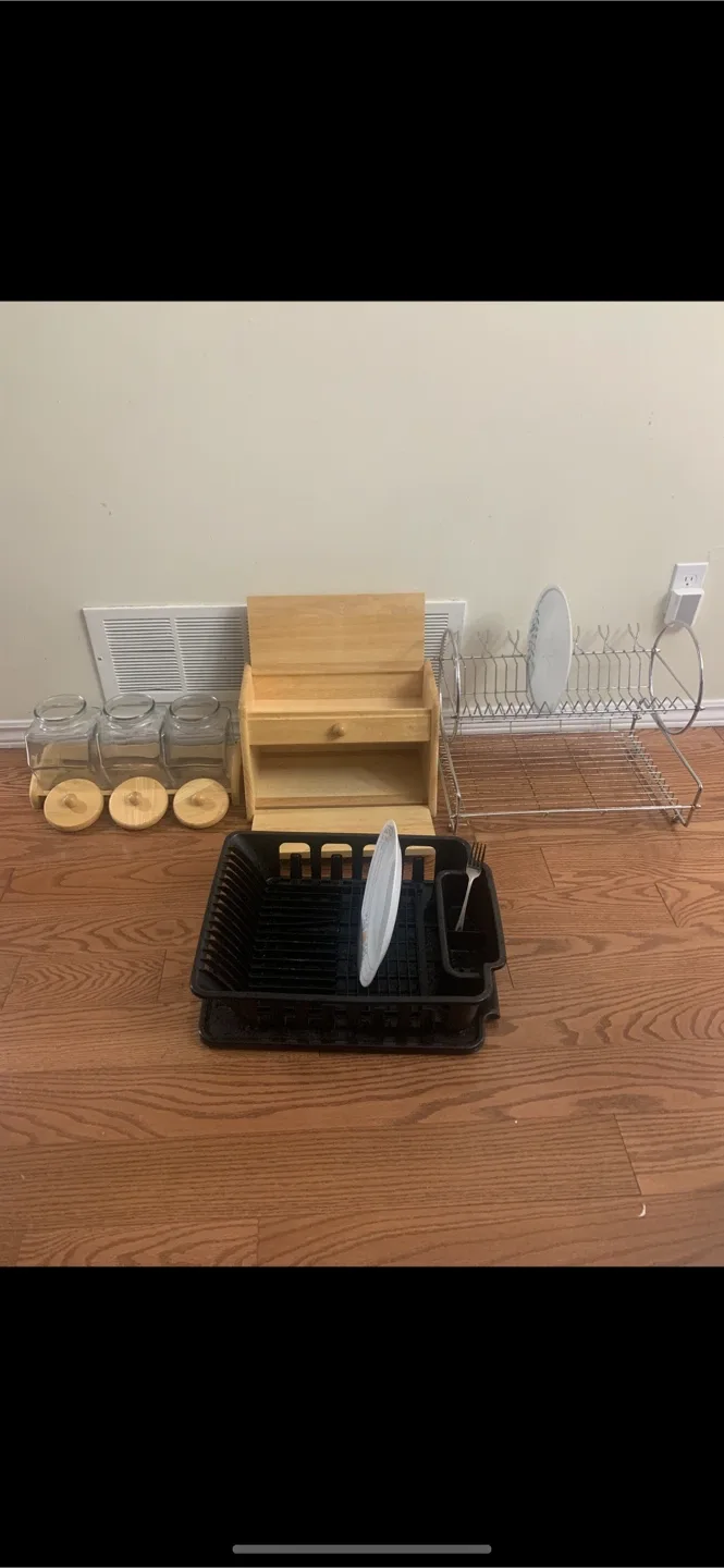 7 Piece Items - Kitchen Set image indicator(2)