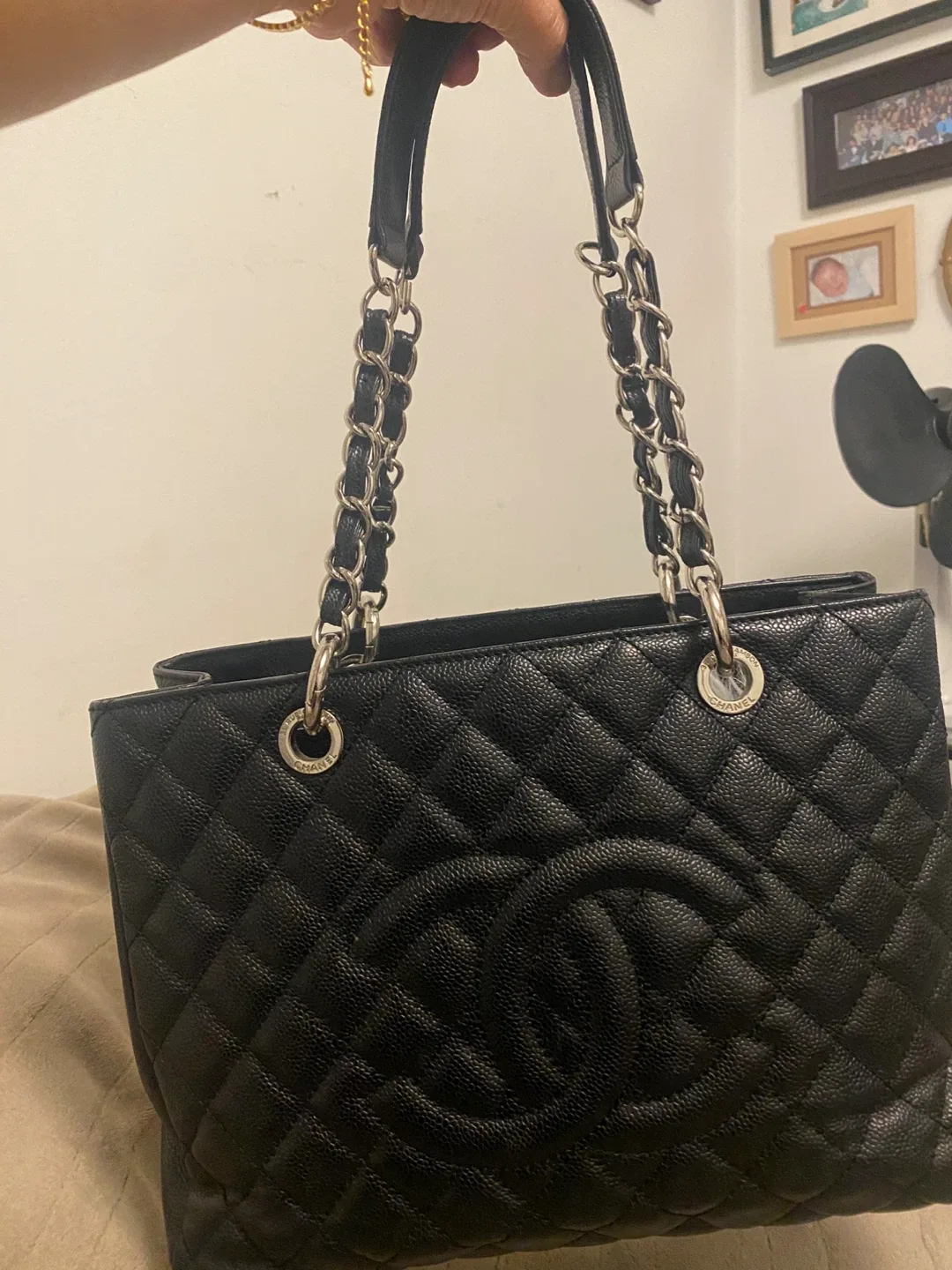 Chanel Black Quilted Tote Bag image indicator(2)