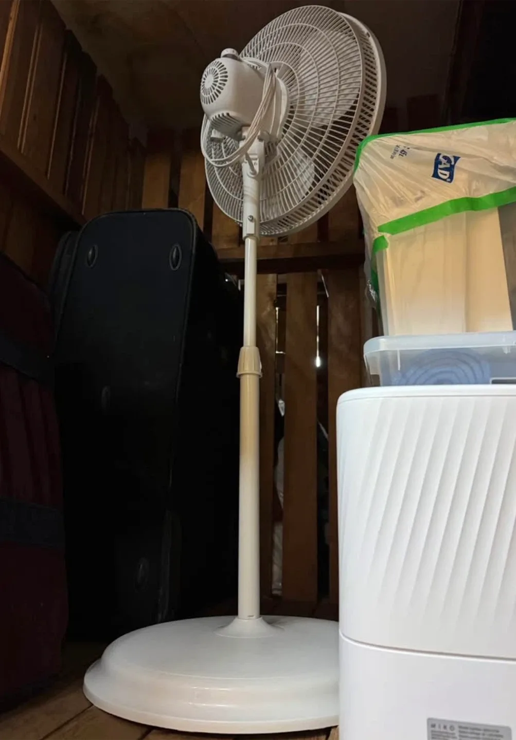 Pedestal/standing fan thumbnail