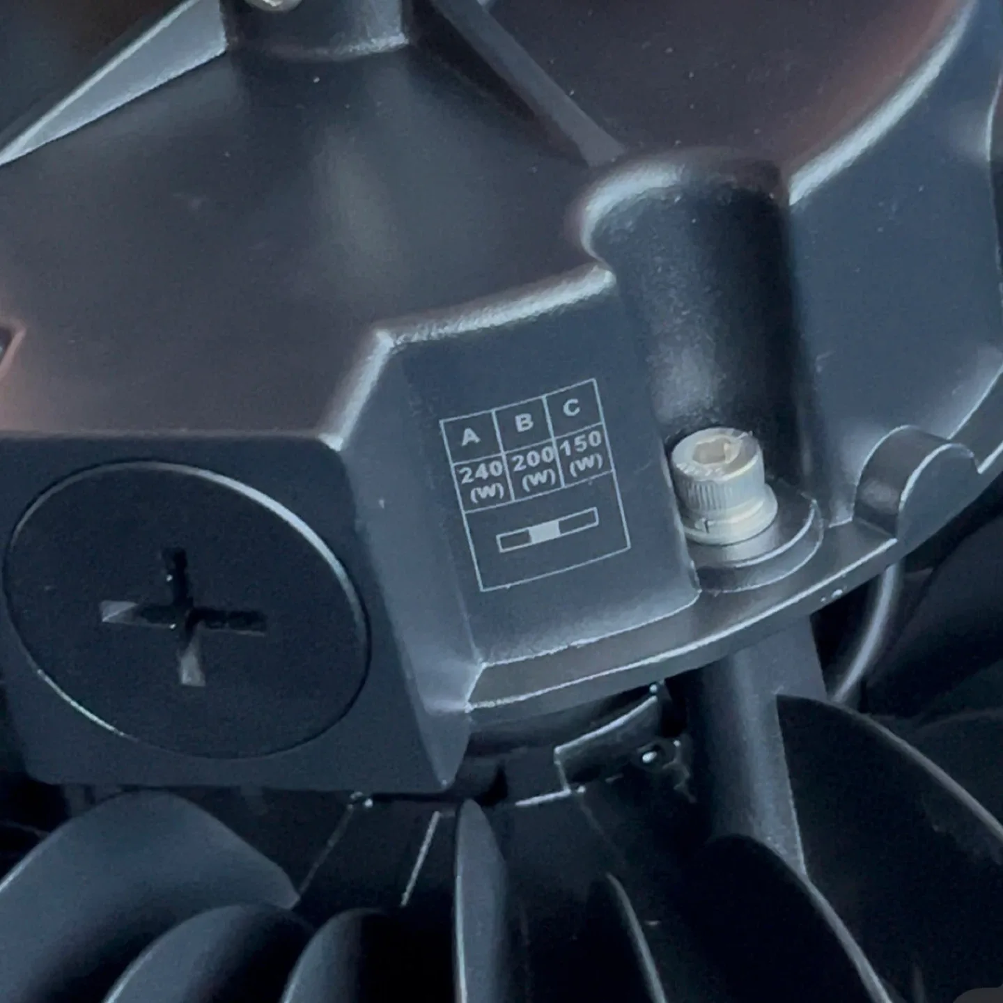 LED UFO High Bay Light – Adjustable 100W / 125W / 150W – 5700K image indicator(5)