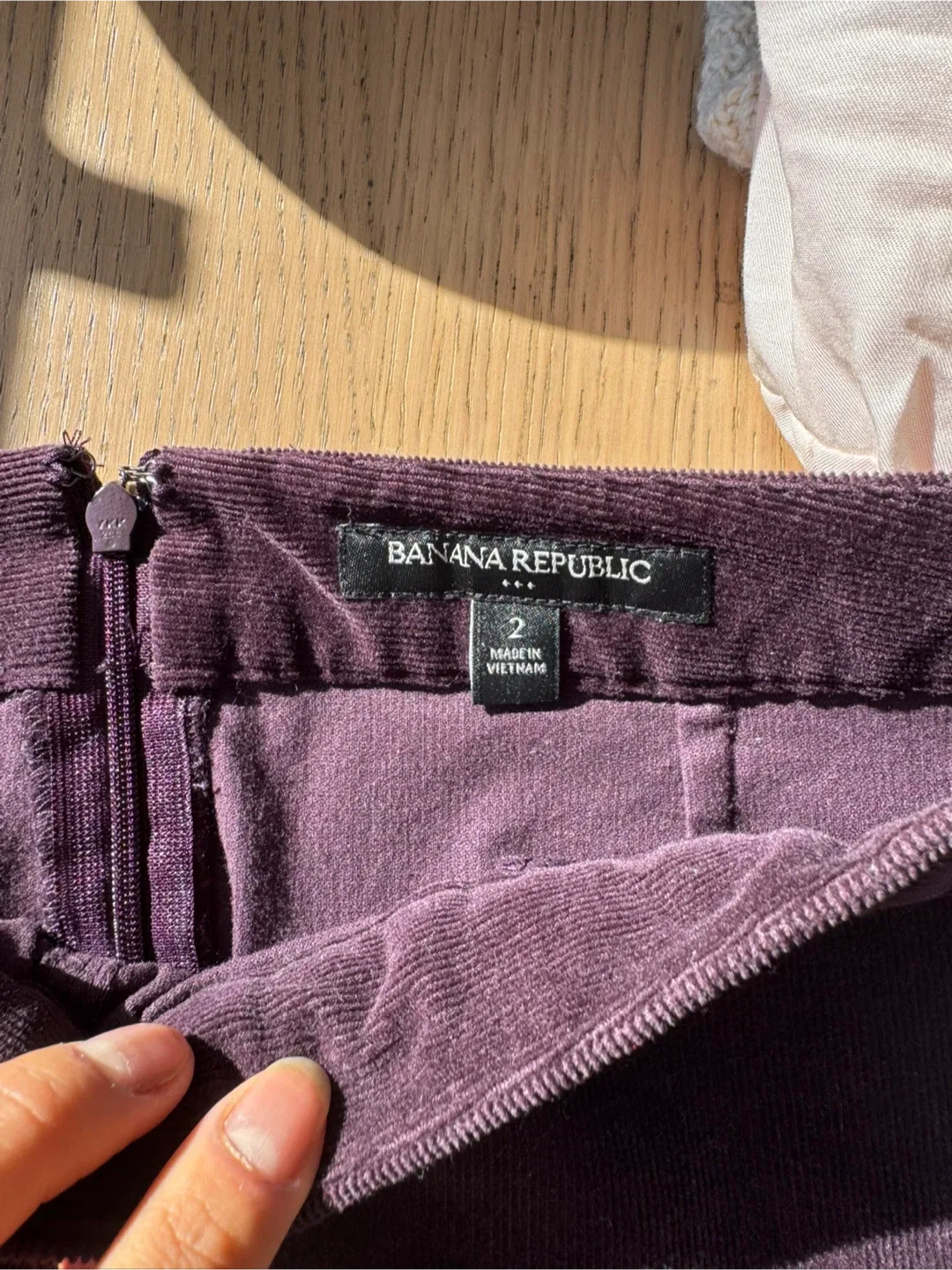 BANANA REPUBLIC Corduroy mini skirt (winter) image indicator(3)