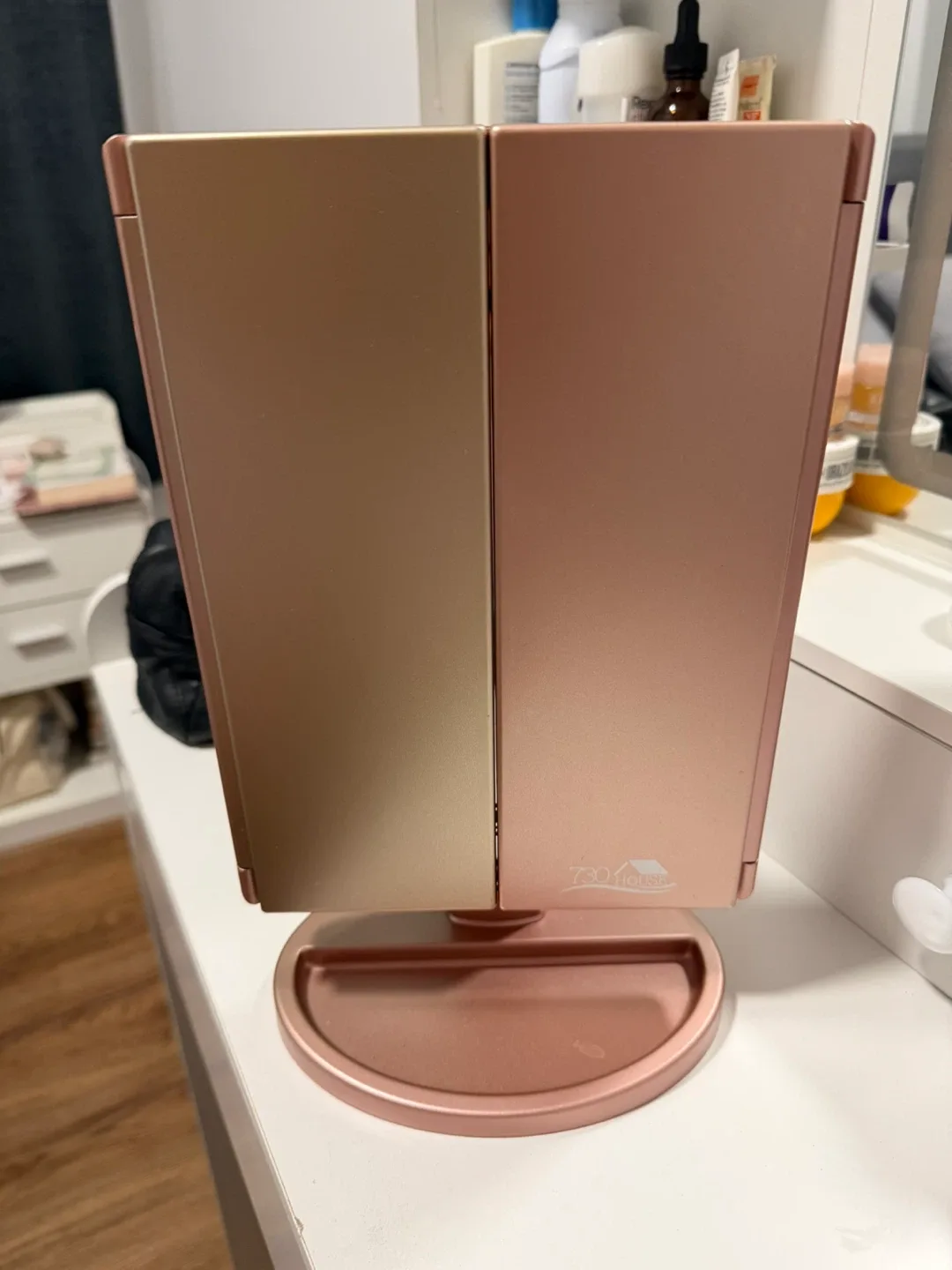 730 Home Tri-Fold Lighted Vanity Mirror - Rose Gold image indicator(2)
