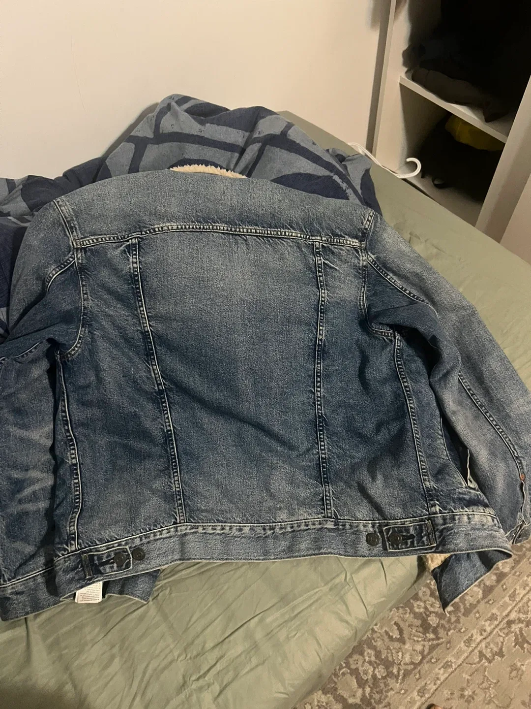 American Eagle Denim Jacket image indicator(2)