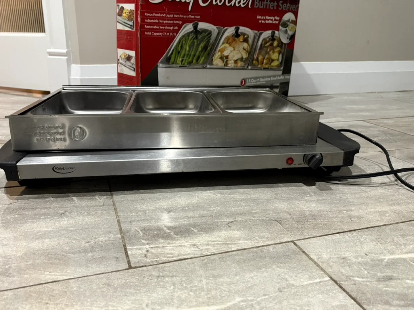 Stainless Steel Buffet Server - Pickup for Thursday image indicator(2)