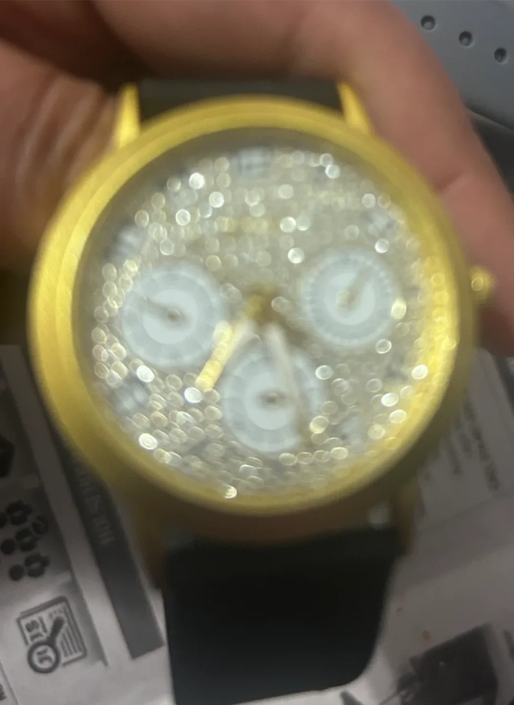 Two Fashion Watches - Gold and Silver image indicator(2)