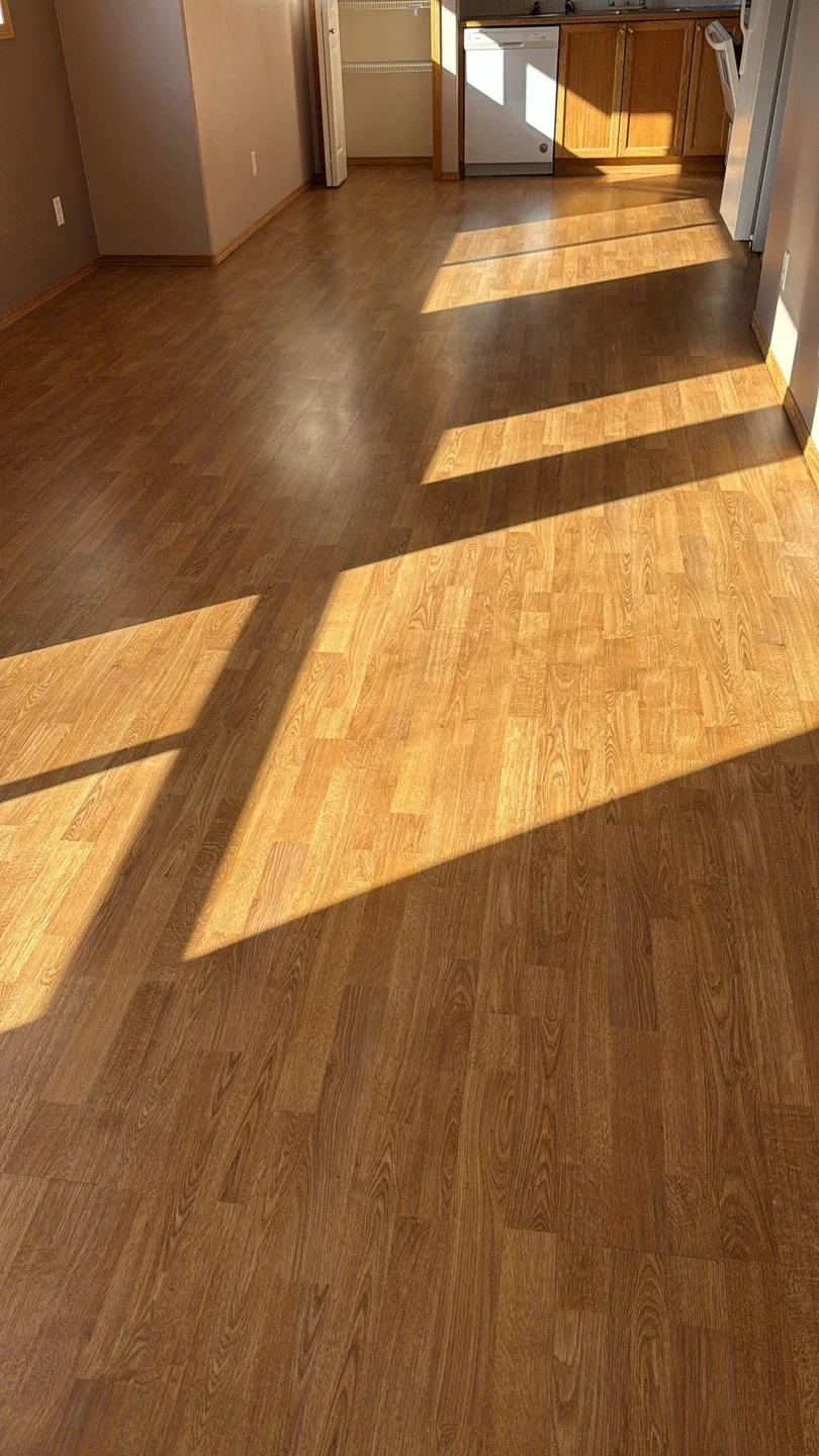 Town house for rent garage parking image indicator(7)