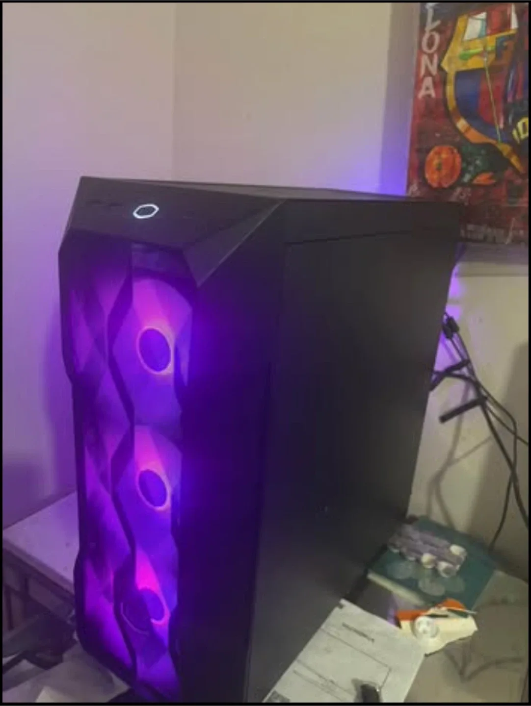 Custom RTX 5070 Gaming PC image indicator(3)