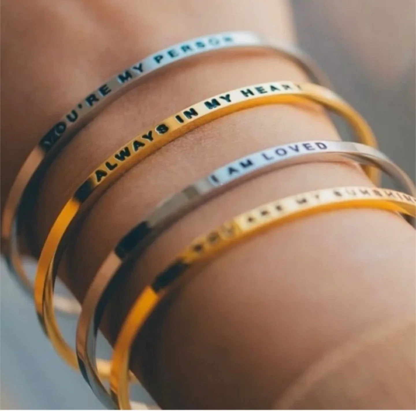 Mantraband Bracelet FEARLESS 18k Gold Dipped image indicator(3)