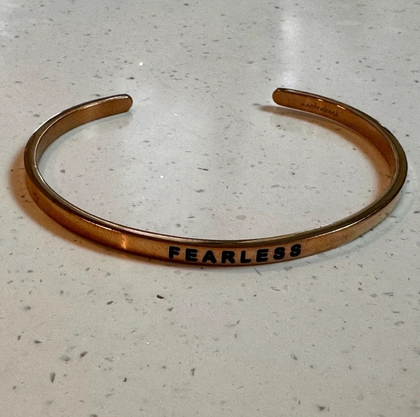 Mantraband Bracelet FEARLESS 18k Gold Dipped image indicator(9)