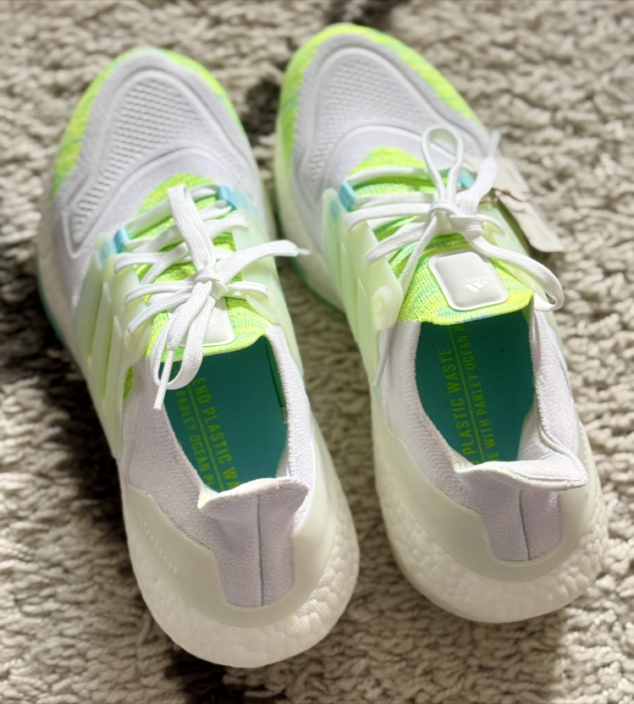 Adidas Ultraboost 22 W, Women's Running Shoes, Size 7