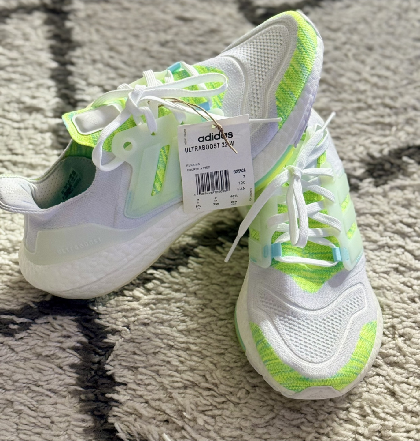 Adidas Ultraboost 22 W, Women's Running Shoes, Size 7 - photo 4