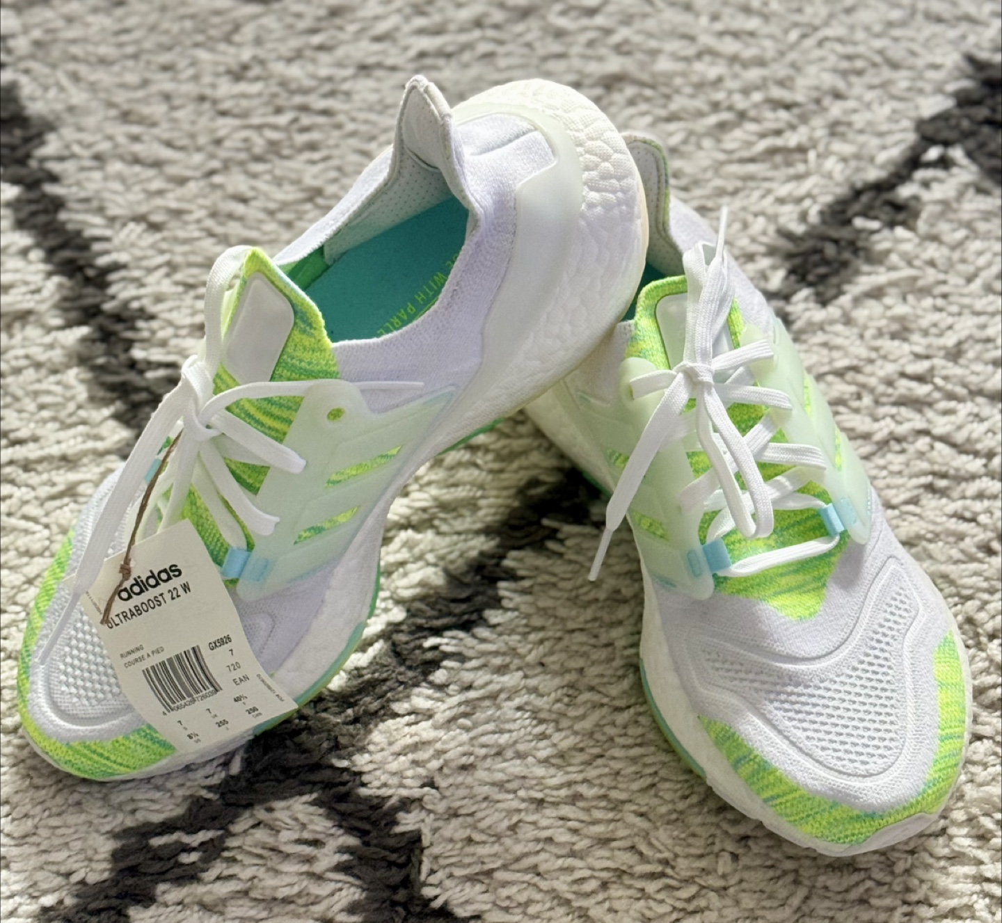 Adidas Ultraboost 22 W, Women's Running Shoes, Size 7 - photo 3