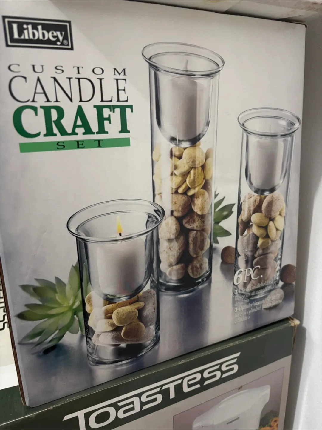 Glass Cake Stands, Deep Fryer, Candle Holders image indicator(2)