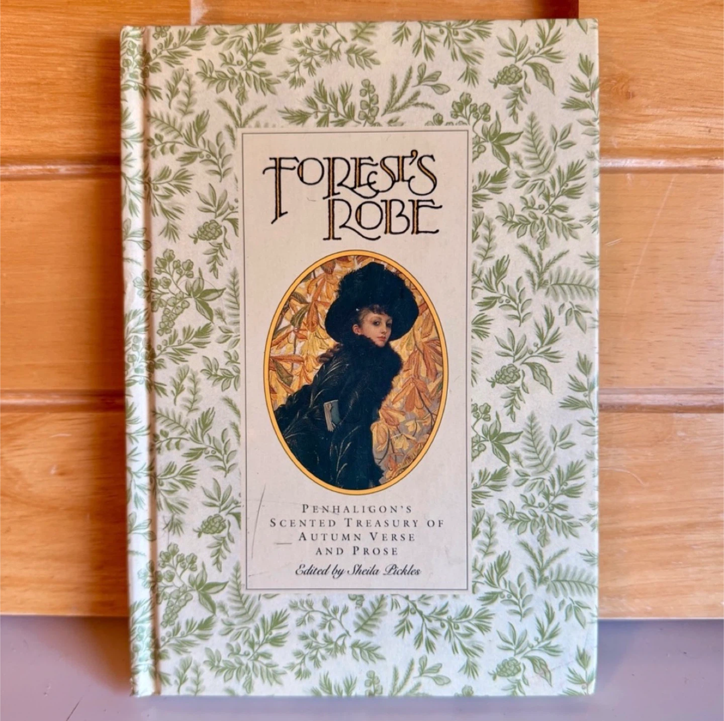 Forest's Robe Penhaligon's Scented Treasury Autumn Verse & Prose