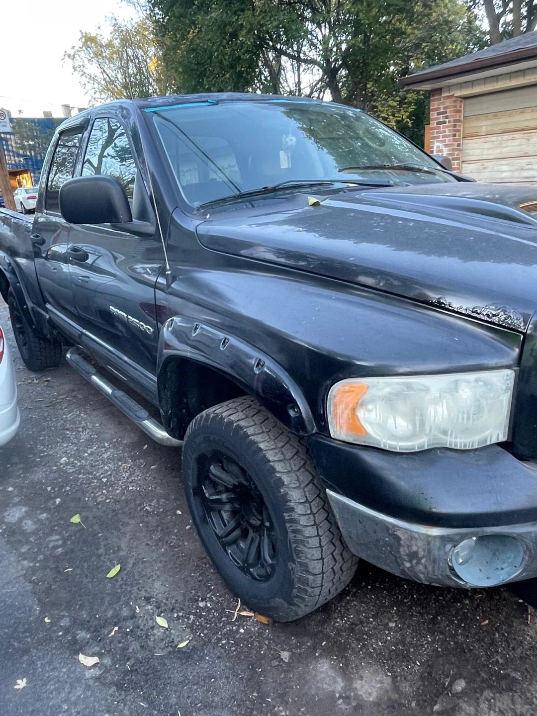 2003 Dodge Ram 2500 with snow plow