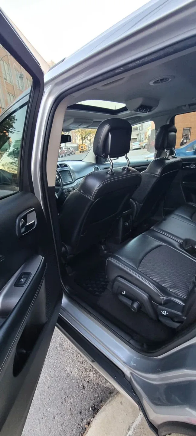 2017 Dodge Journey SUV - Silver image indicator(9)