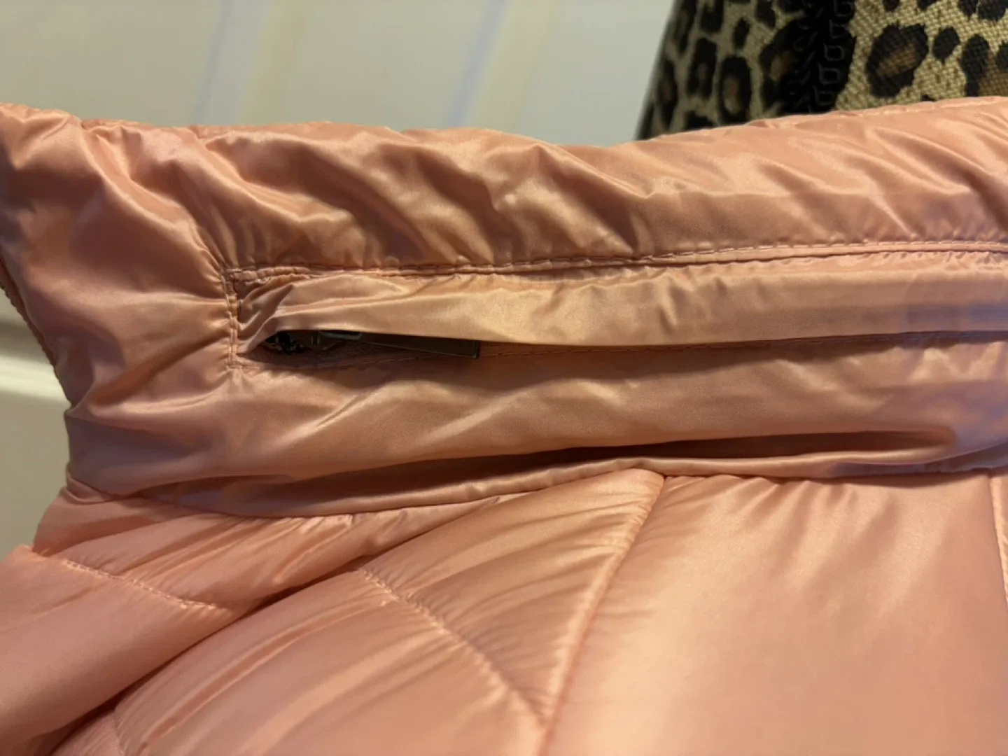 Chico's Pink Puffer Jacket - Size 4 (US 20/22) image indicator(4)