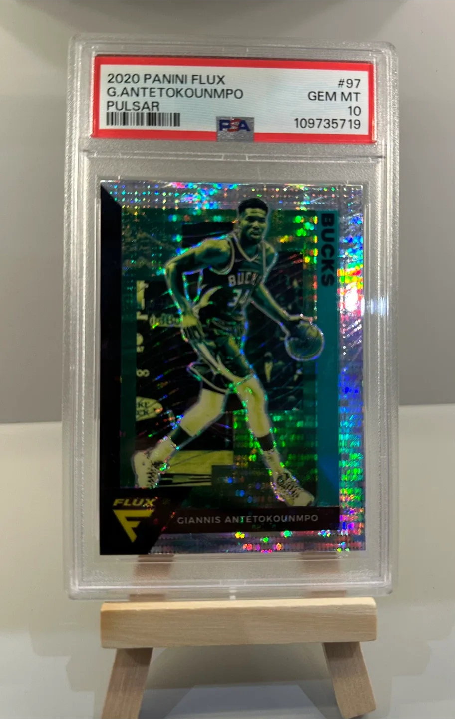 2020 Panini Flux Giannis Antetokounmpo PSA 10